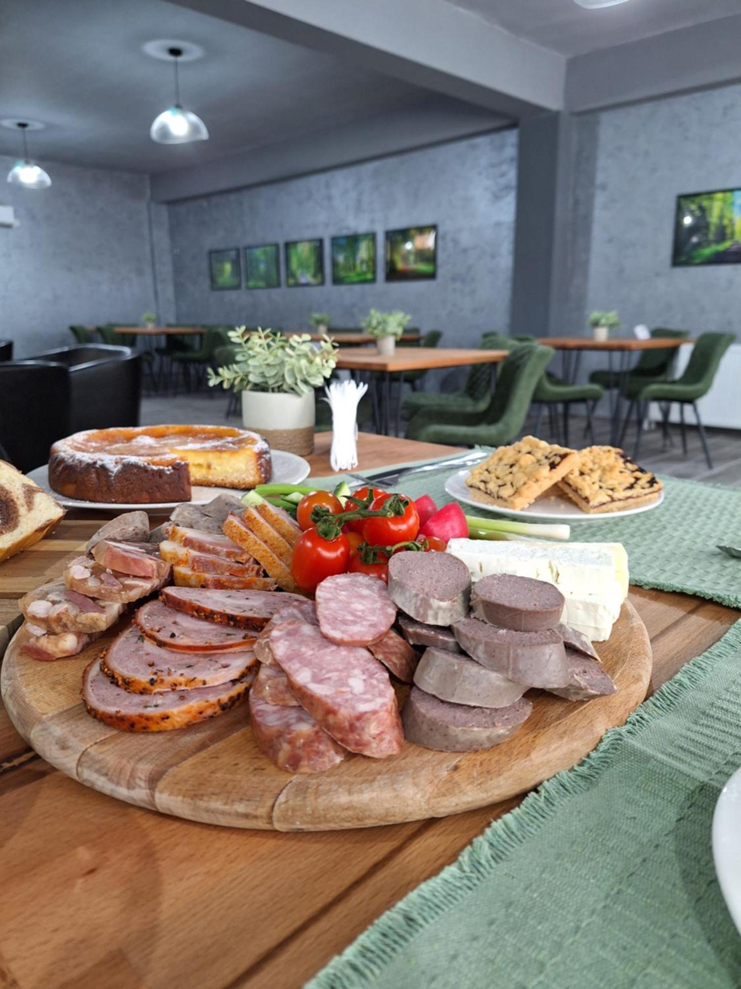 فورونيت Danifeld Inn المظهر الخارجي الصورة