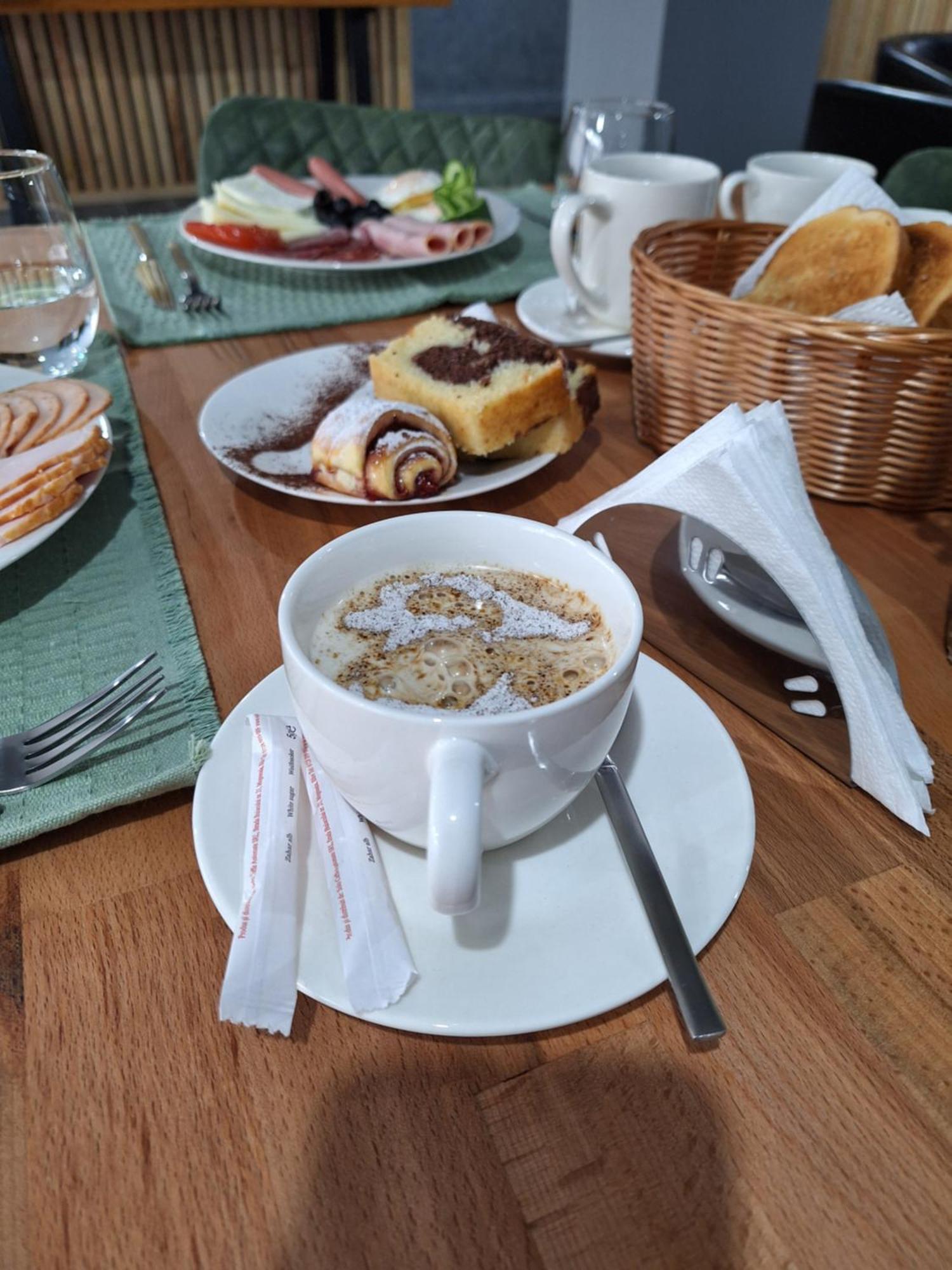 فورونيت Danifeld Inn المظهر الخارجي الصورة